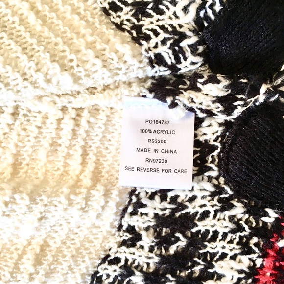 Almost Famous Aztec Short Sleeve Cardigan Sz S/M - Picture 7 of 8